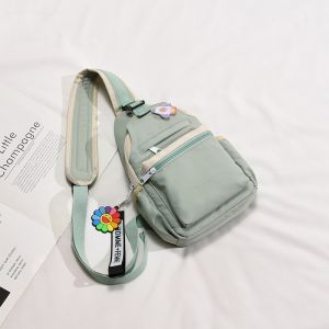 Kleiner Damen-Rucksack aus Nylon - Grün - Produktdesign Modeaccessoire