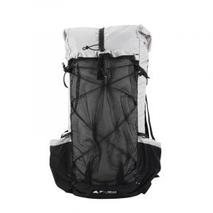 Rucksack für Skitouren grau und schwarz mit weißem Hintergrund